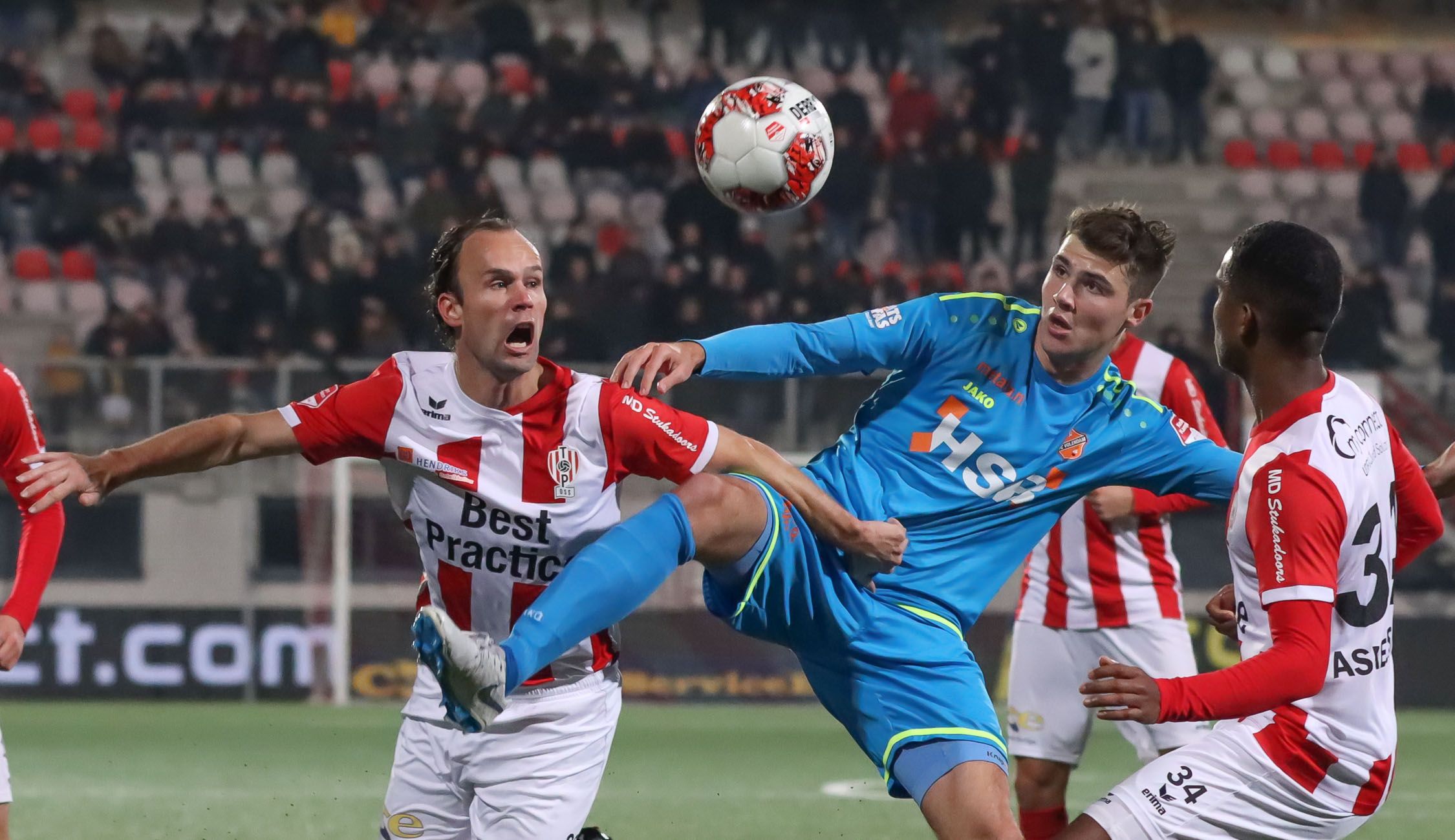 TOP Oss - FC Volendam: 1 - 2 (1 - 2)