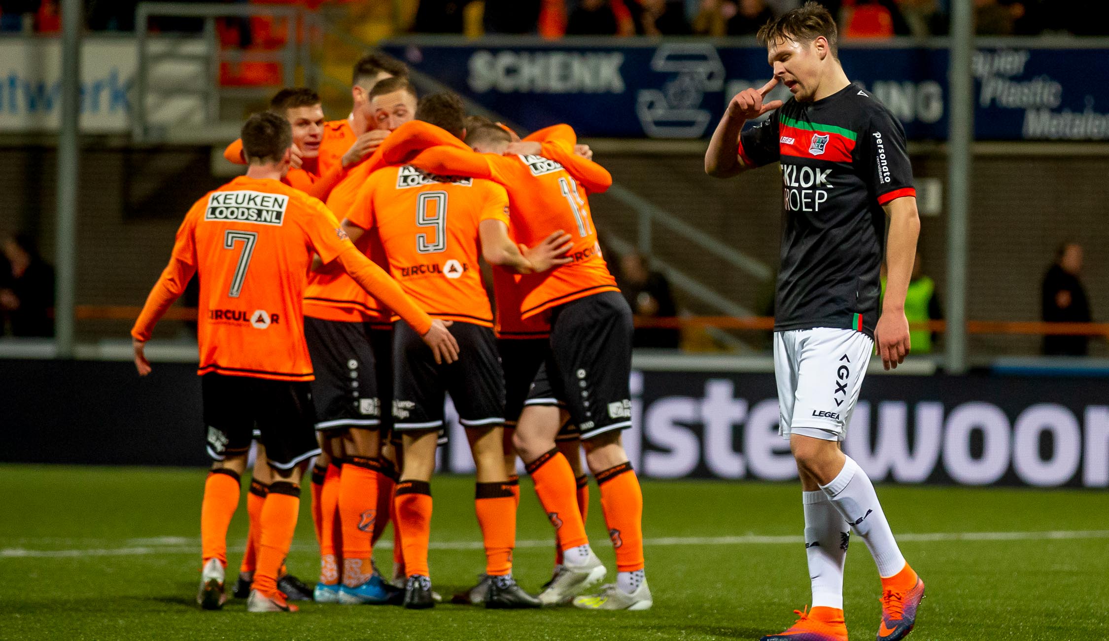 FC Volendam - N.E.C. Nijmegen: 3 - 1 (2 - 0)