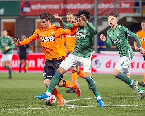 FC Volendam maakt het laat tegen Jong PSV