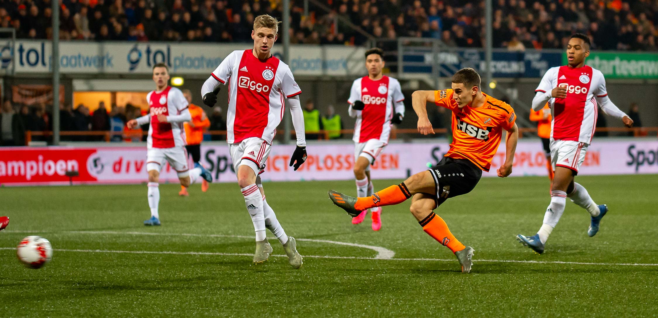 FC Volendam - Jong Ajax: 4 - 0 (2 - 0)