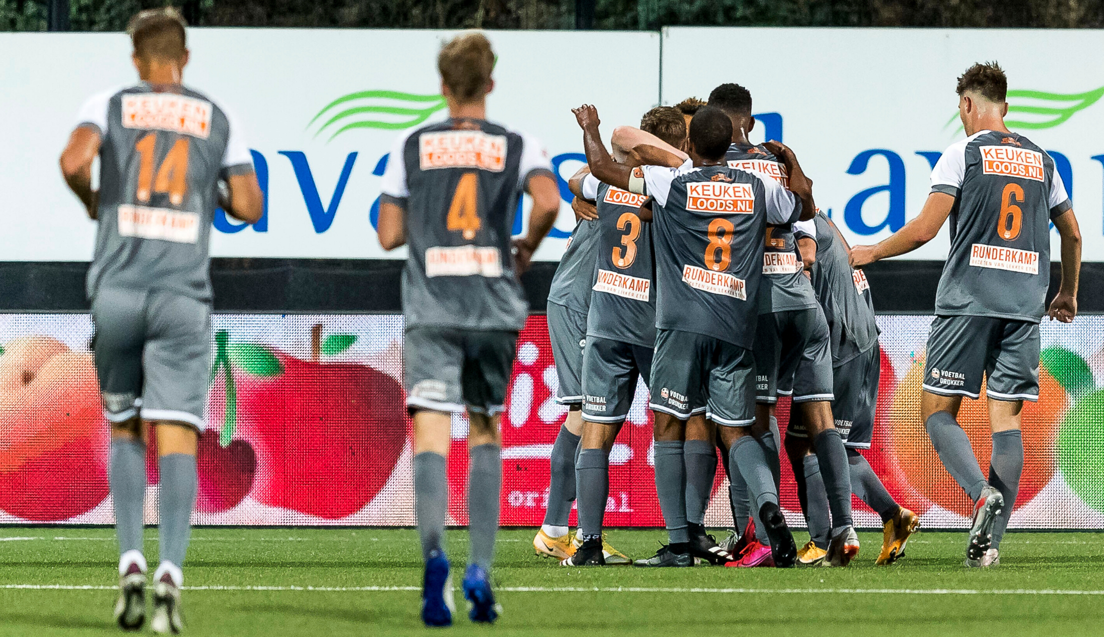 Helmond Sport - FC Volendam: 0 - 0 (0 - 1)