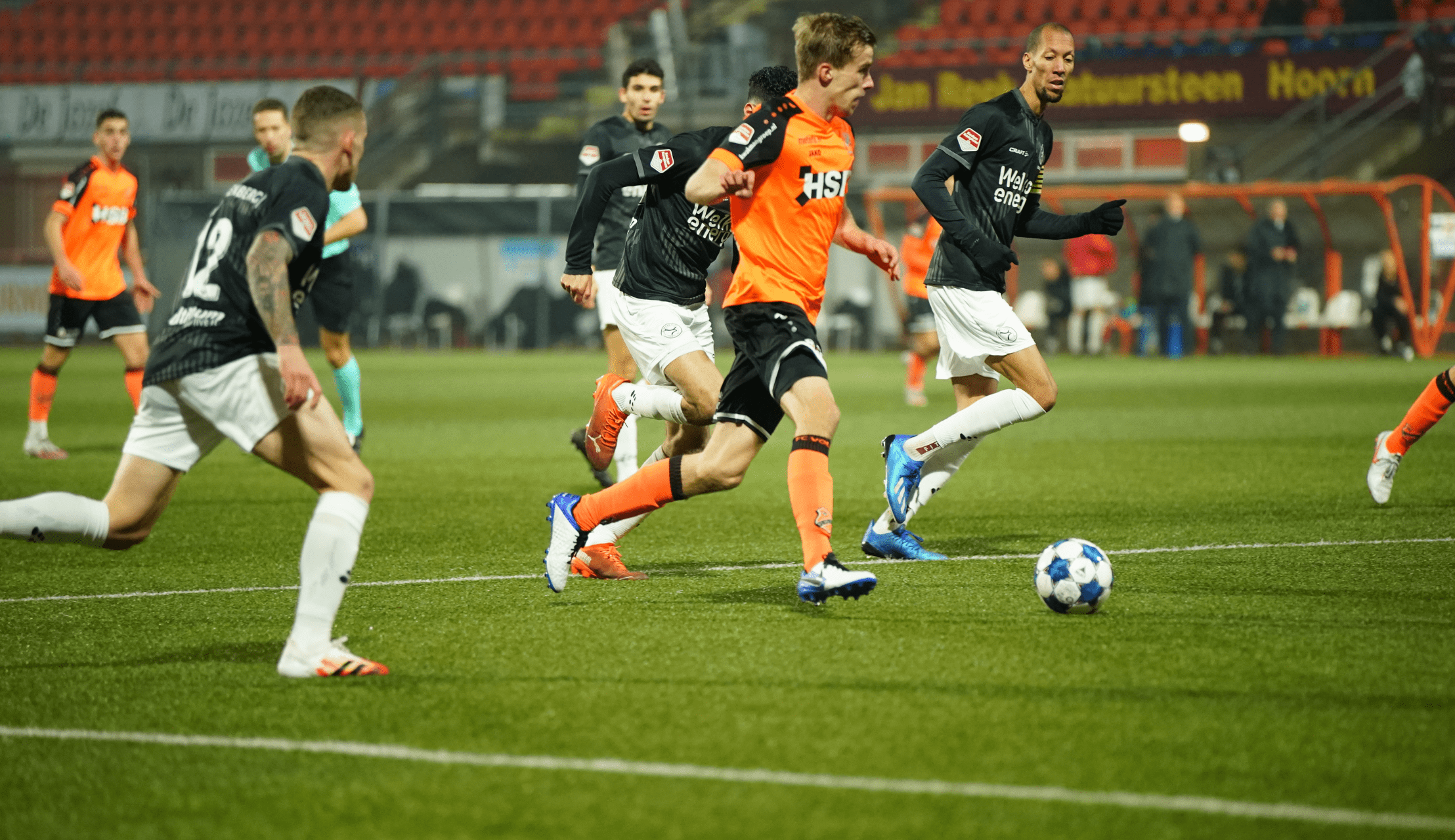 FC Volendam - Almere City FC: 2 - 2 (1 - 1)