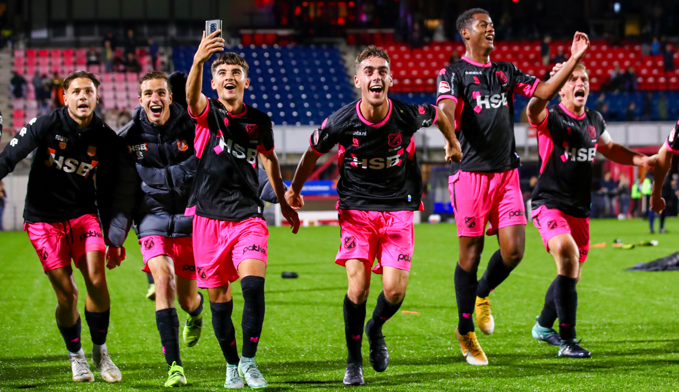 TOP Oss - FC Volendam: 2 - 3 (0 - 0)