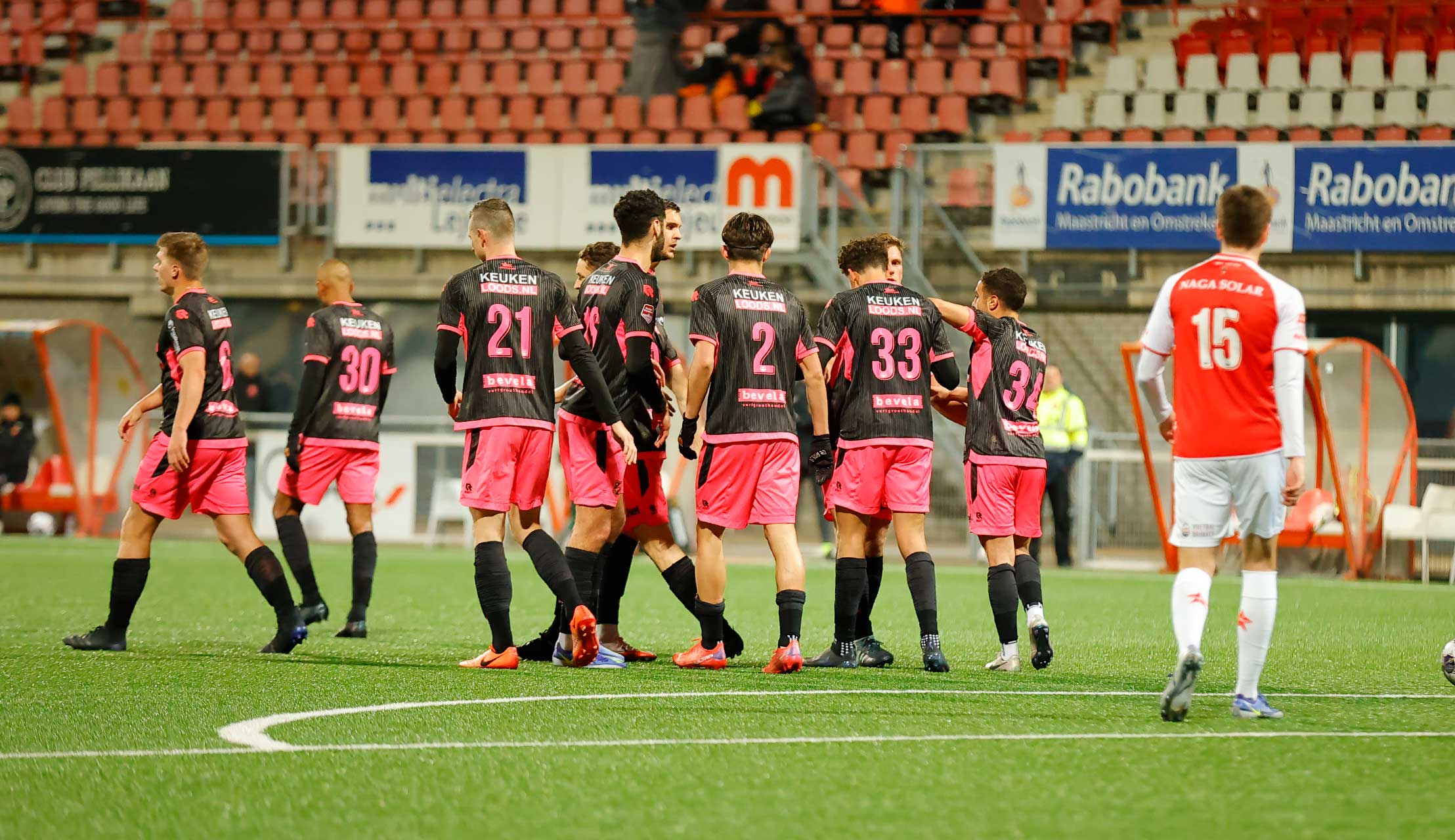 MVV Maastricht - FC Volendam: 0 - 1 (0 - 0)