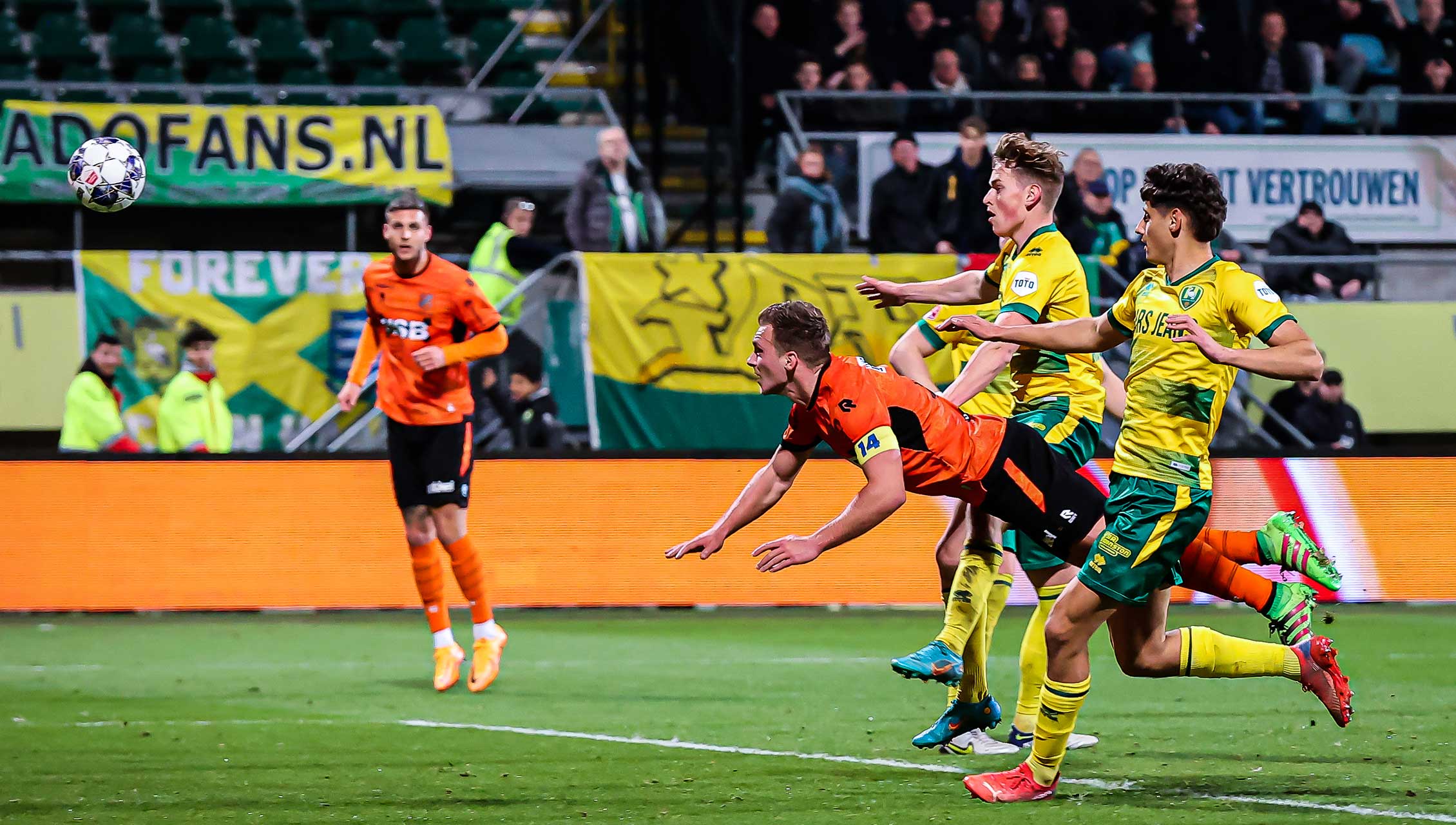 ADO Den Haag - FC Volendam: 1 - 1 (0 - 0)