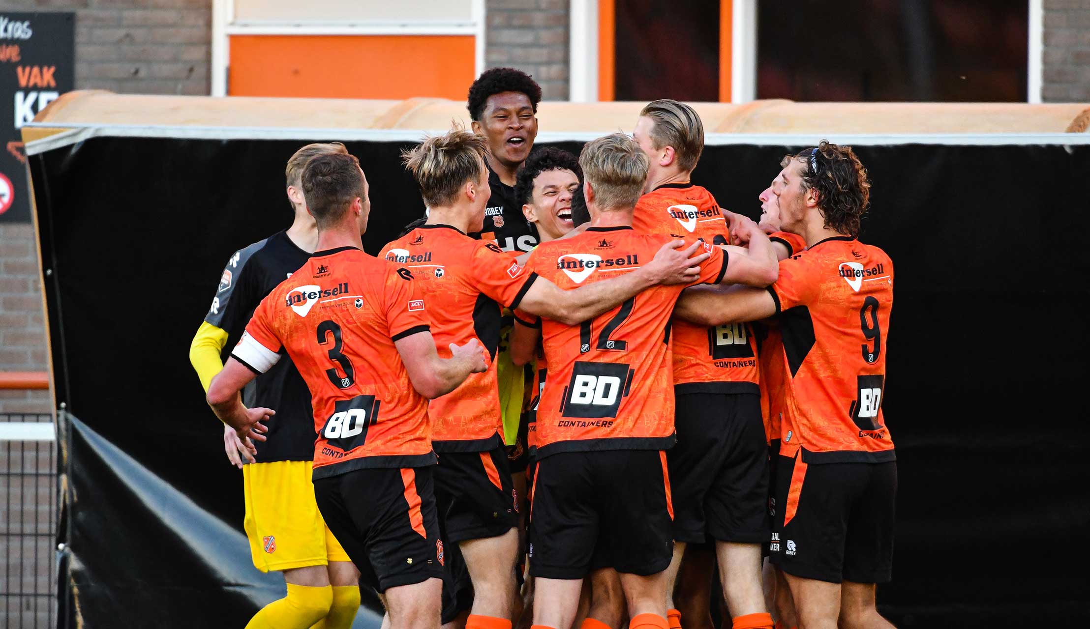 Jong FC Volendam - Rijnsburgse Boys: 1 - 0 (0 - 0)