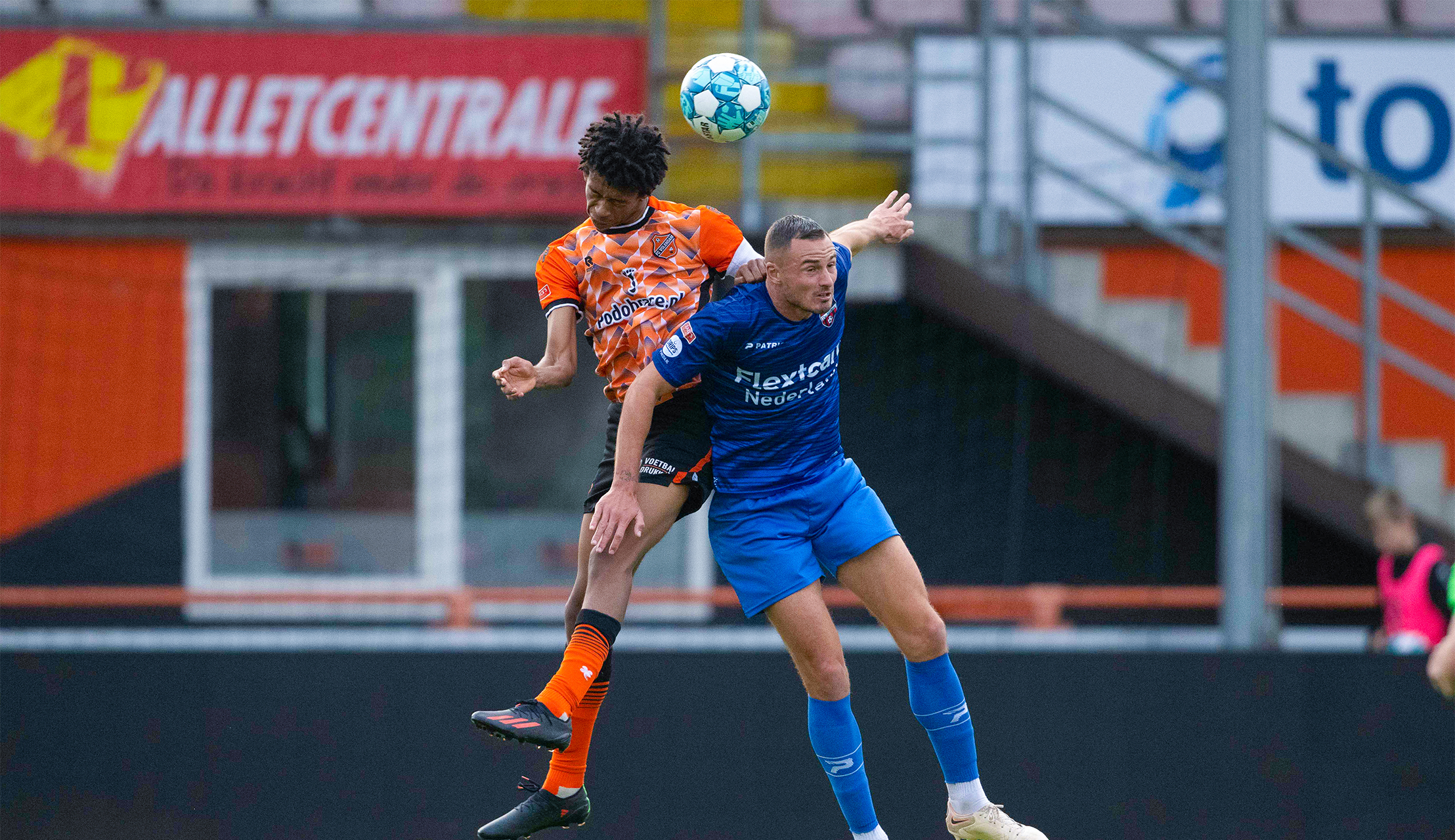 Jong FC Volendam - De Treffers: 1 - 3 (0 - 2)