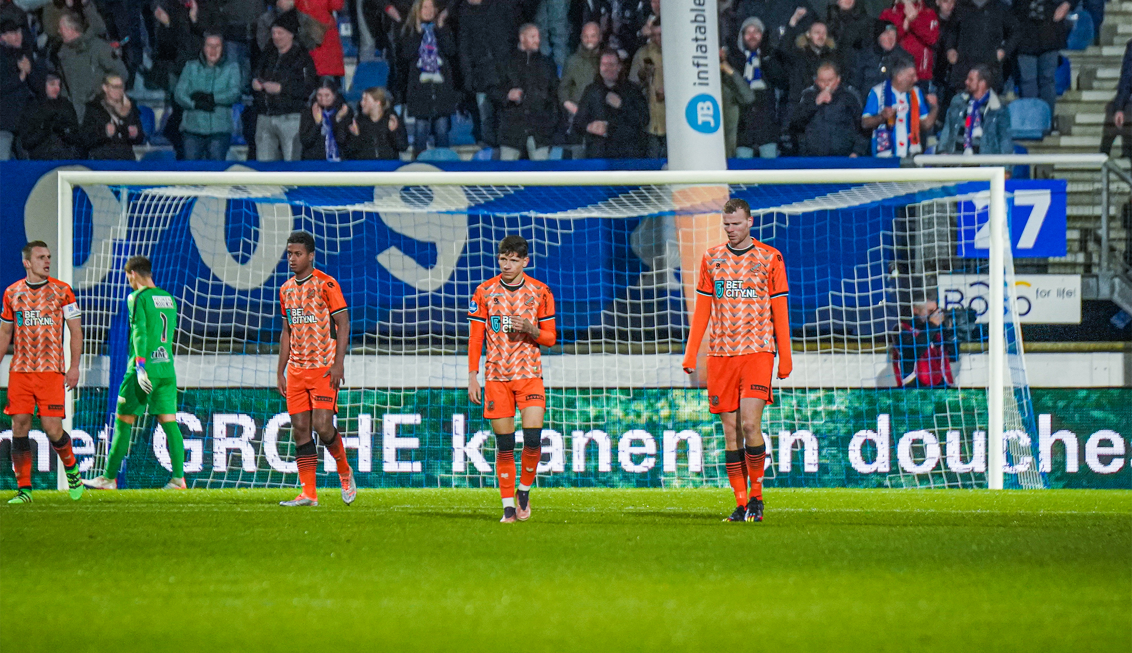 sc Heerenveen - FC Volendam: 2 - 0 (0 - 0)