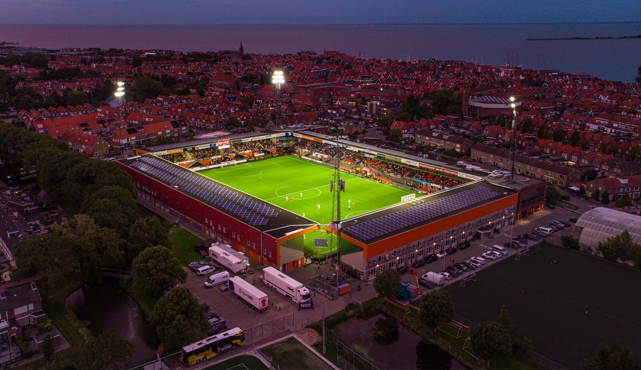 FC Volendam - Vitesse: 1 - 2 (1 - 0)