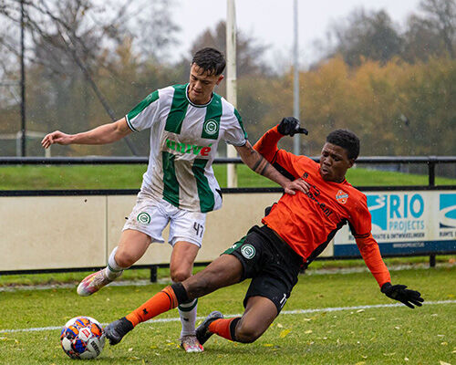 Jong FC Volendam delft onderspit in Groningen