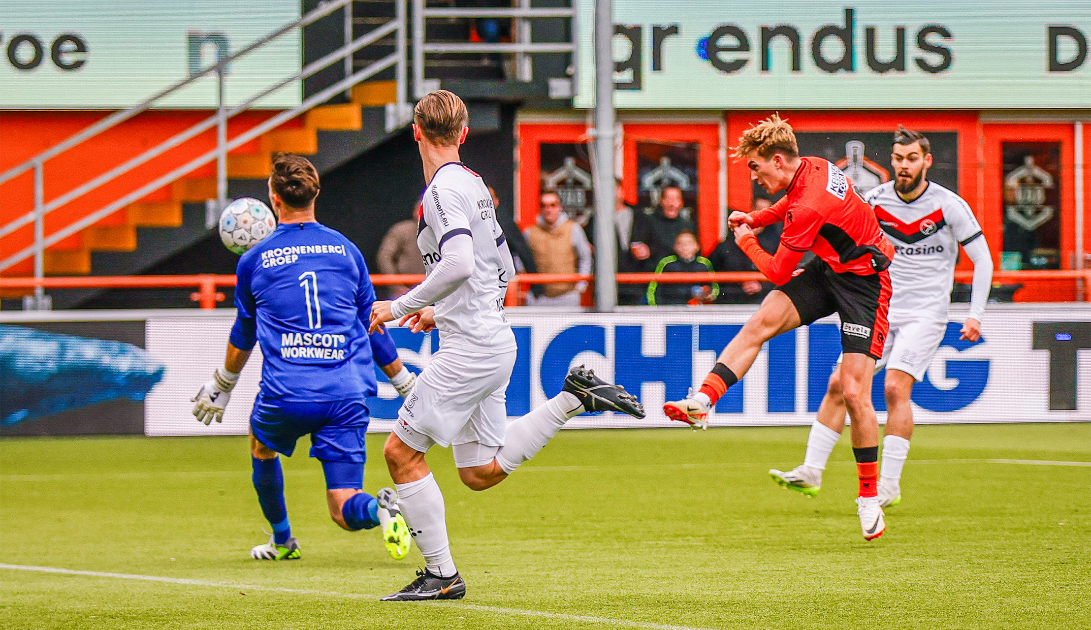 FC Volendam - Almere City FC: 0 - 1 (0 - 1)
