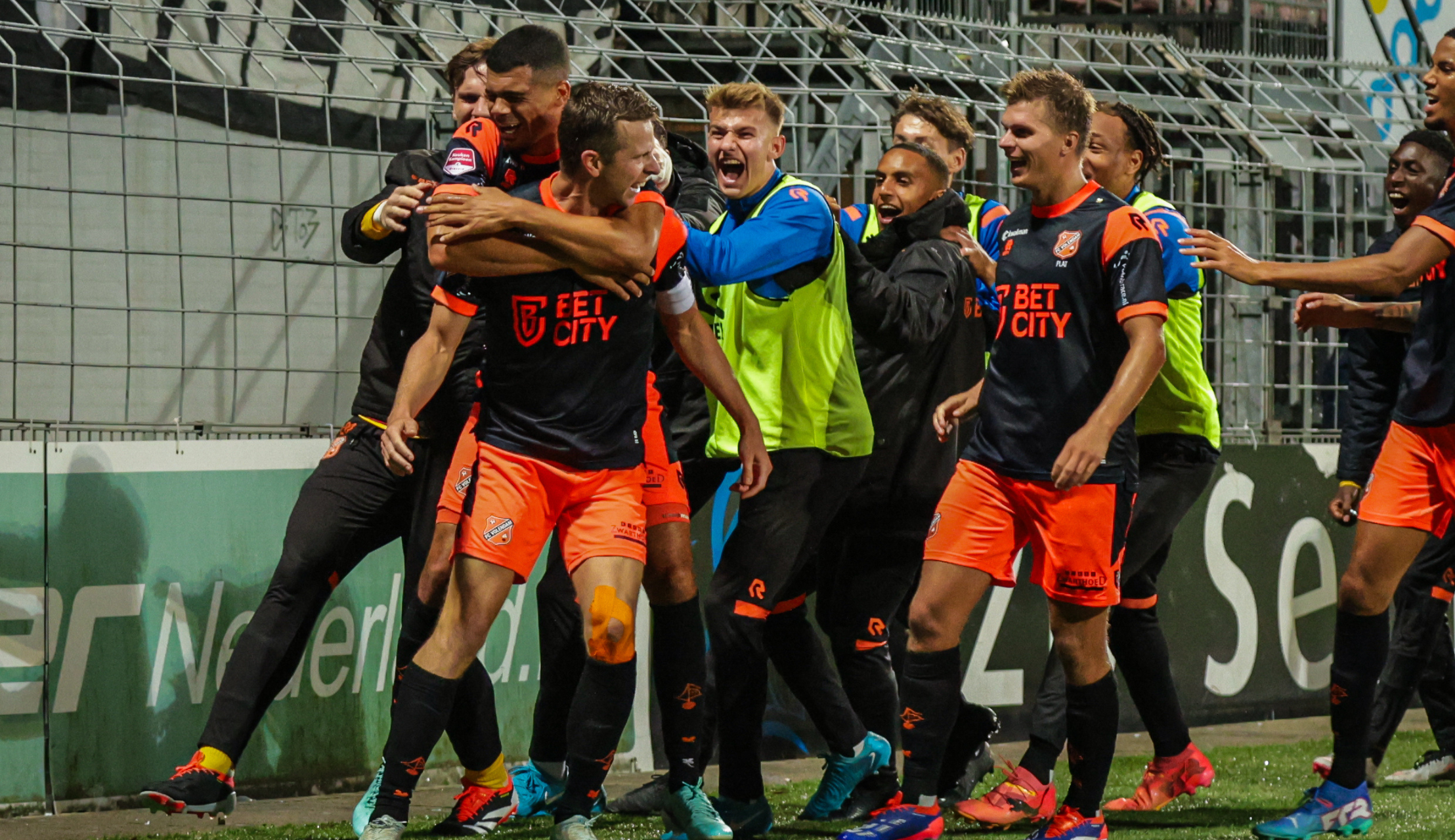 Helmond Sport - FC Volendam: 2 - 3 (1 - 1)