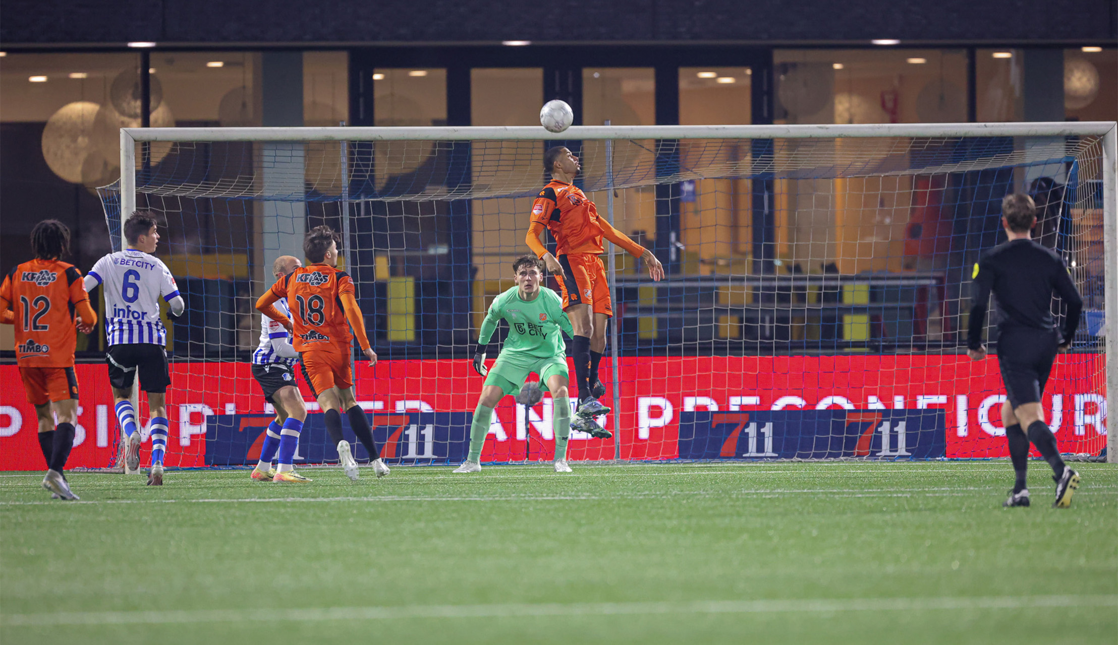 FC Eindhoven - FC Volendam: 1 - 3 (1 - 2)