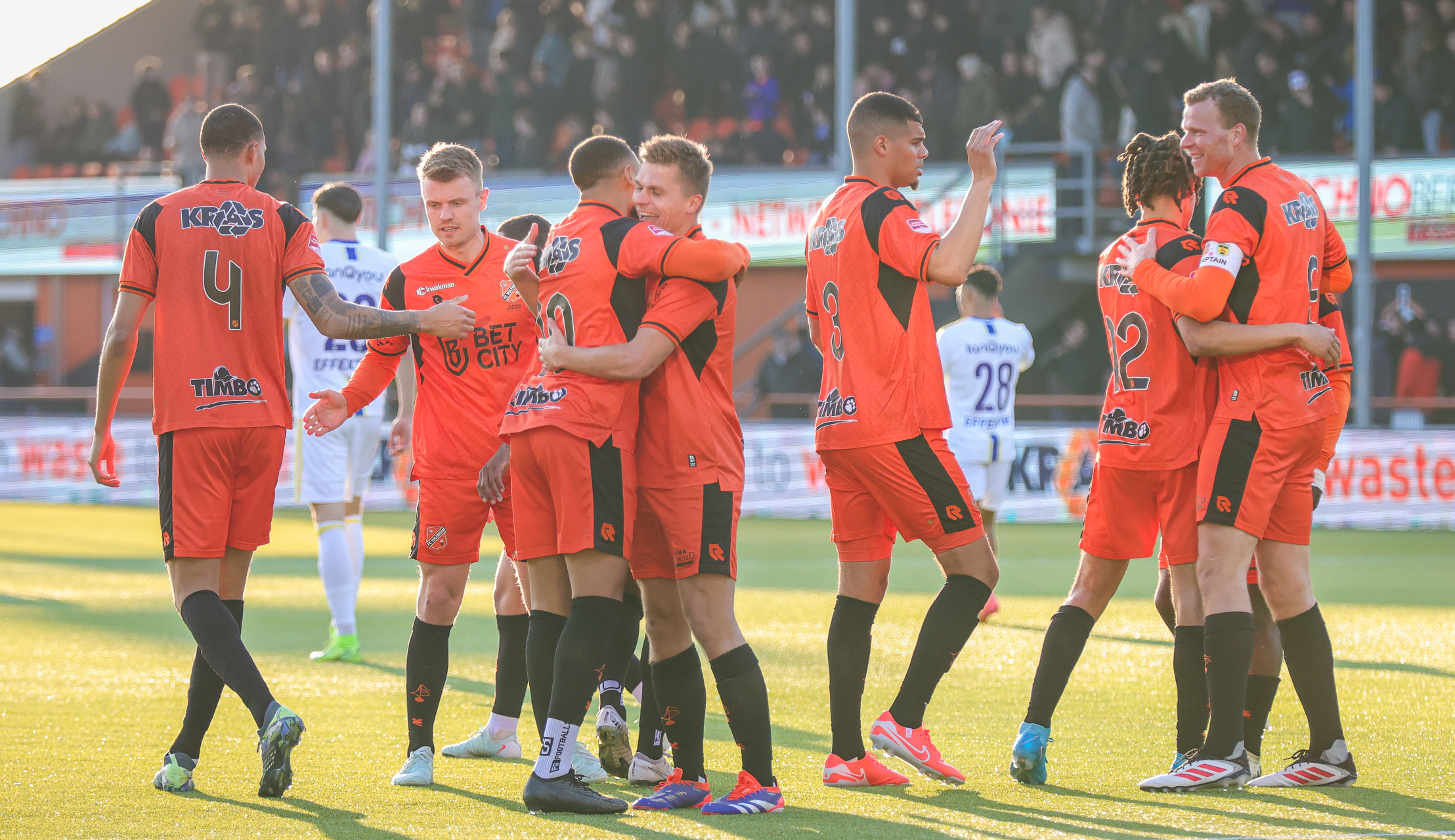 FC Volendam - SC Cambuur: 4 - 1 (2 - 0)