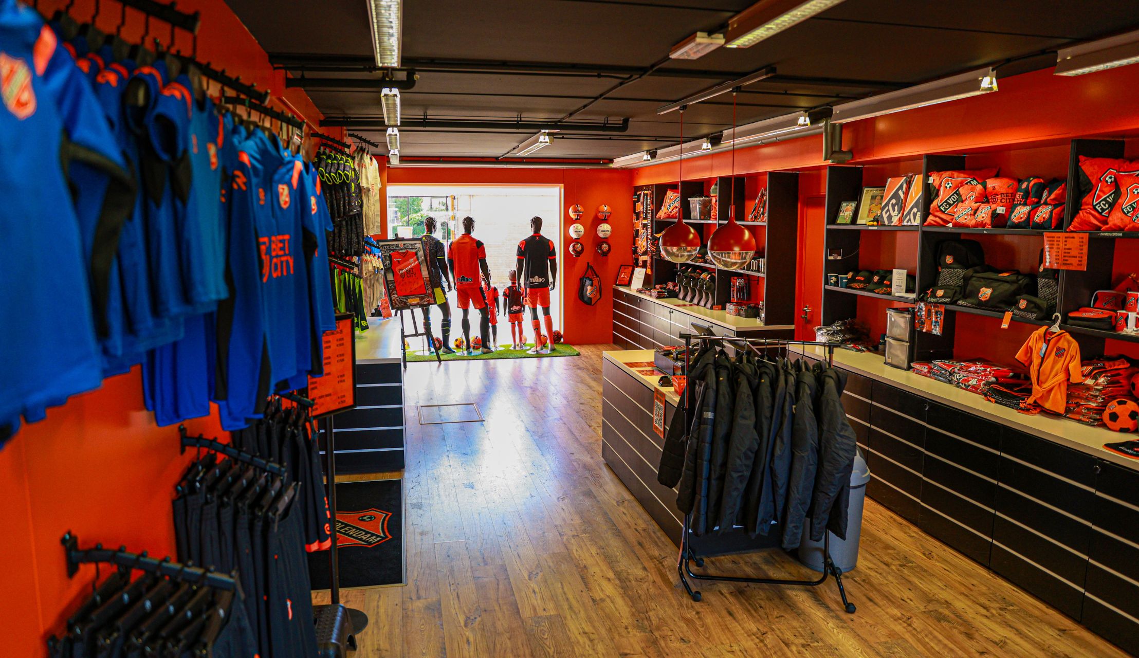 Aangepaste openingstijden Fanshop vanwege Kermis