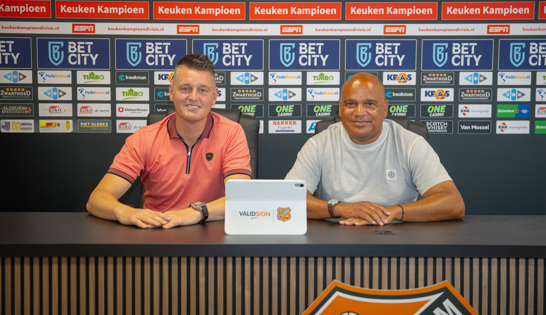 Michael Dingsdag en FC Volendam langer met elkaar door
