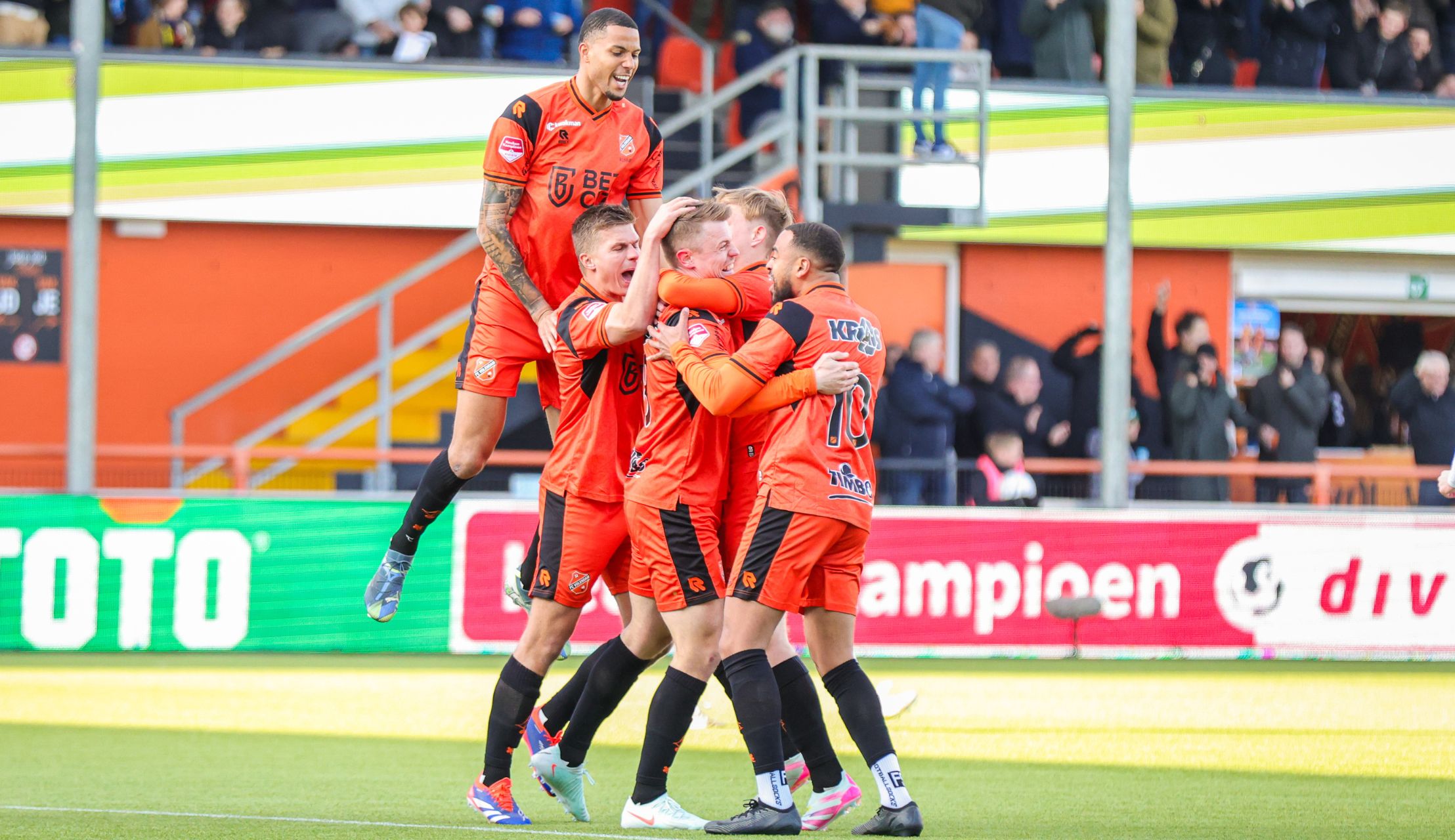 FC Volendam trapt Eredivisieseizoen af in Heerenveen