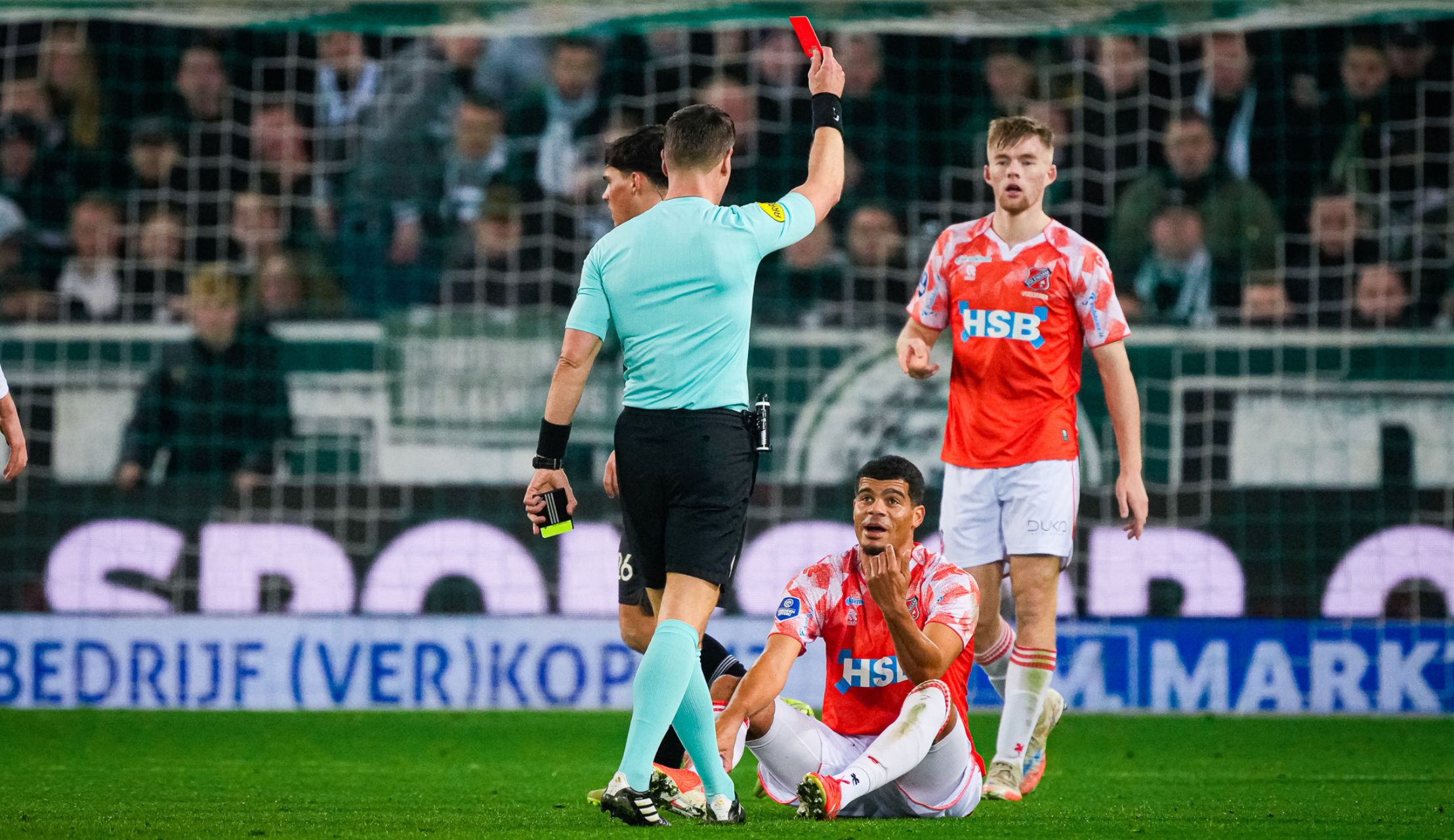 Mawouna Amevor één duel geschorst na rode kaart tegen FC Groningen