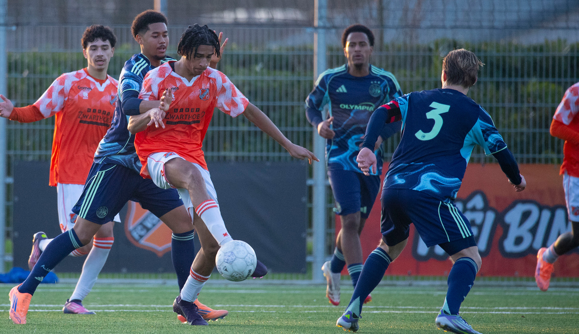 FC Volendam O19 - Ajax O19: 2 - 0 / FC Den Bosch O21 - FC Volendam O21: 2 - 1