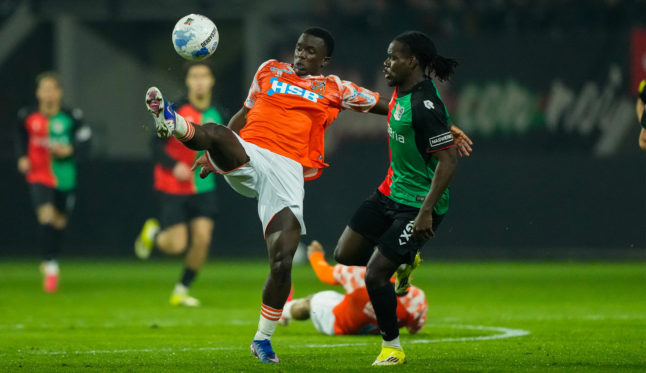 N.E.C. Nijmegen - FC Volendam: 3 - 0 (1 - 0)