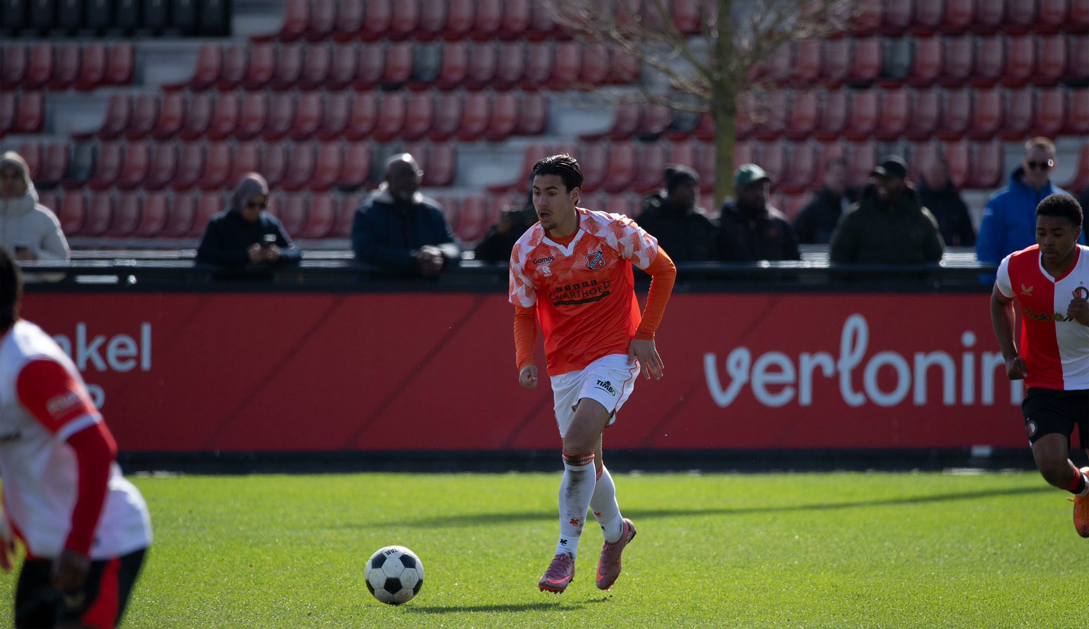 FC Volendam O21 - IJsselmeervogels O21: 6 - 0 / Feyenoord O19 - FC Volendam O19: 5 - 2