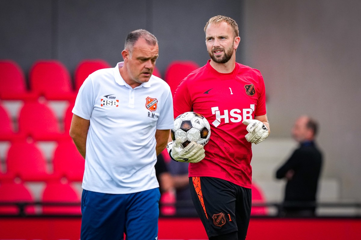 Roy Steur onder de lat
