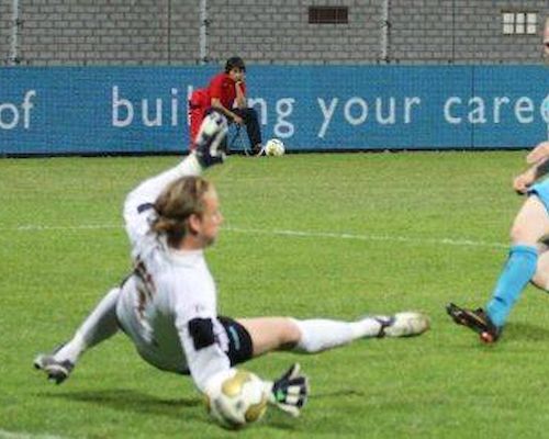 FC Volendam klopt MVV Maastricht in slotminuut