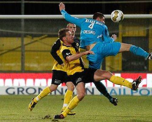BV Veendam neemt geen afstand van tam Volendam (0-0) update !