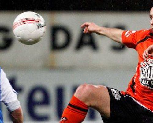 FC Volendam kan ook tegen Eindhoven geen vuist maken