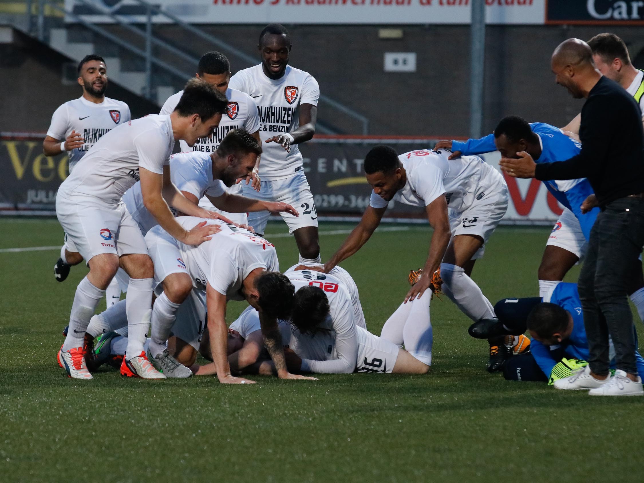Jong FC Volendam - TEC 1-2 (1-0)