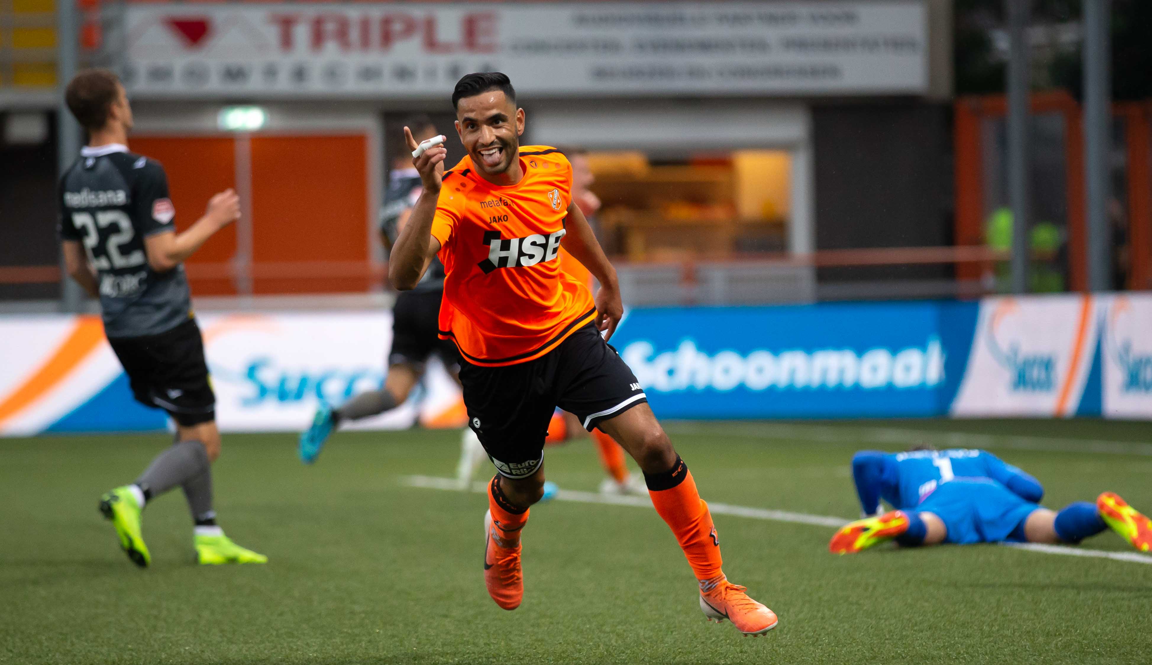 FC Volendam - Roda JC: 4 - 0 (3 - 0)